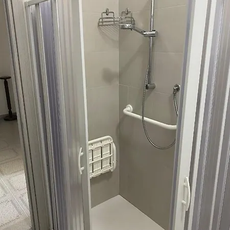 Apartment Albahome, Comoda Centralissima E Panoramica